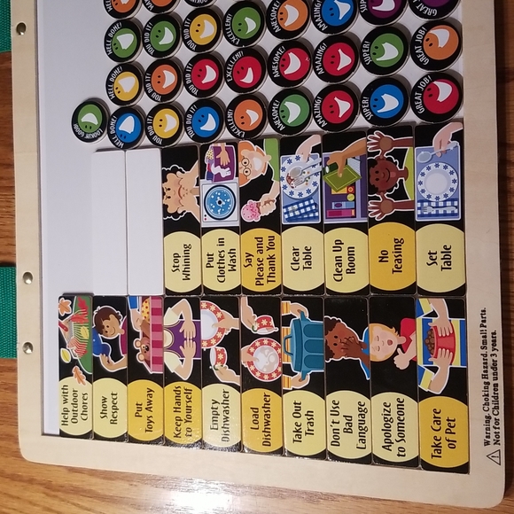 Melissa & Doug Magnetic Responsibility Chart - Picture 4 of 16